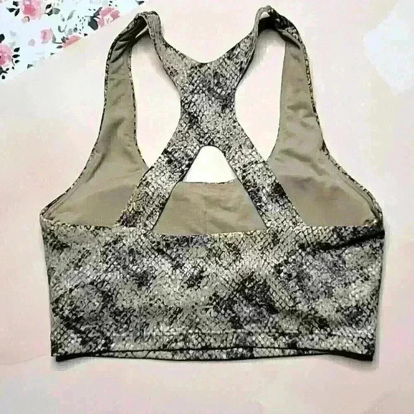 Gap Fit Eclipse Sports Bra - Picture 5 of 5